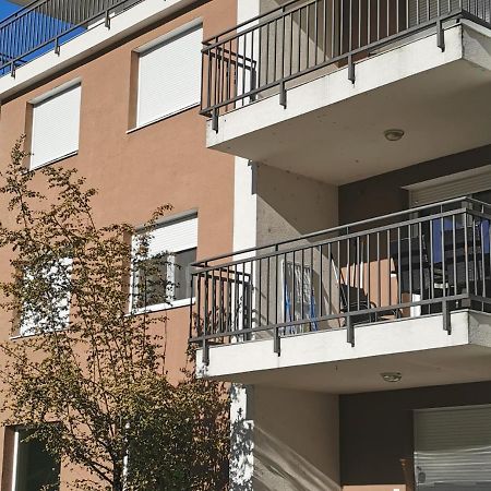 Vivi Wellness Apartman Appartement Siófok Buitenkant foto