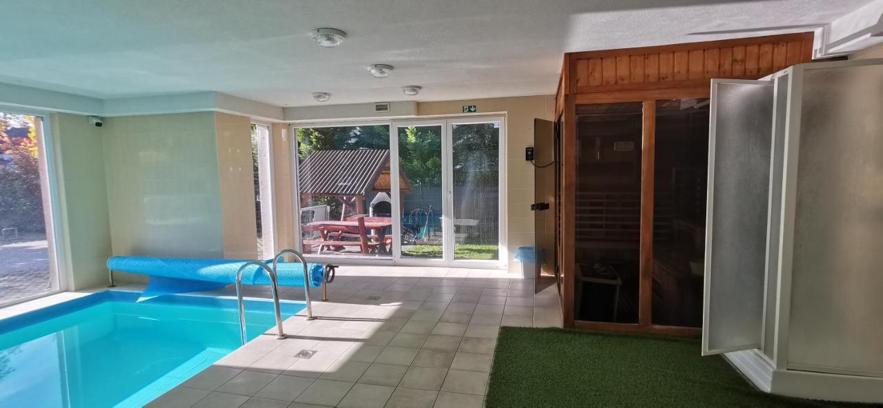 Vivi Wellness Apartman Appartement Siófok Buitenkant foto